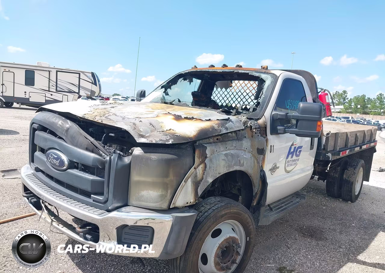 2012 Ford F-550 Chassis Xl