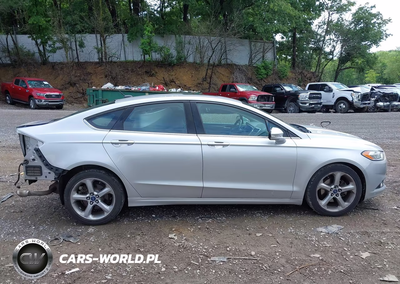 2015 Ford Fusion Se VIN:3FA6P0HD9FR111013 - 13