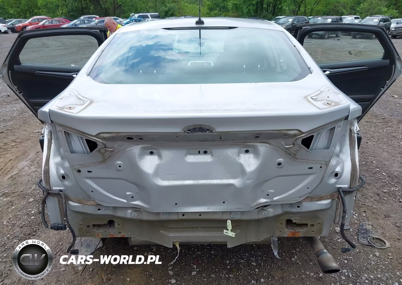 2015 Ford Fusion Se VIN:3FA6P0HD9FR111013 - 6
