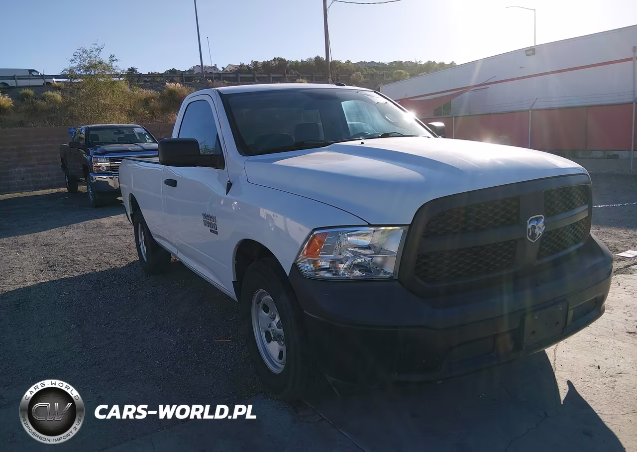 2019 Ram 1500 Classic Tradesman 4X2 8' Box – zdjęcie 1 z 16