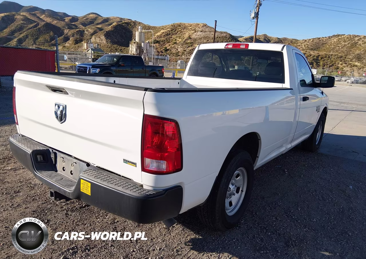 2019 Ram 1500 Classic Tradesman 4X2 8' Box VIN:3C6JR6DG6KG588786 - 4