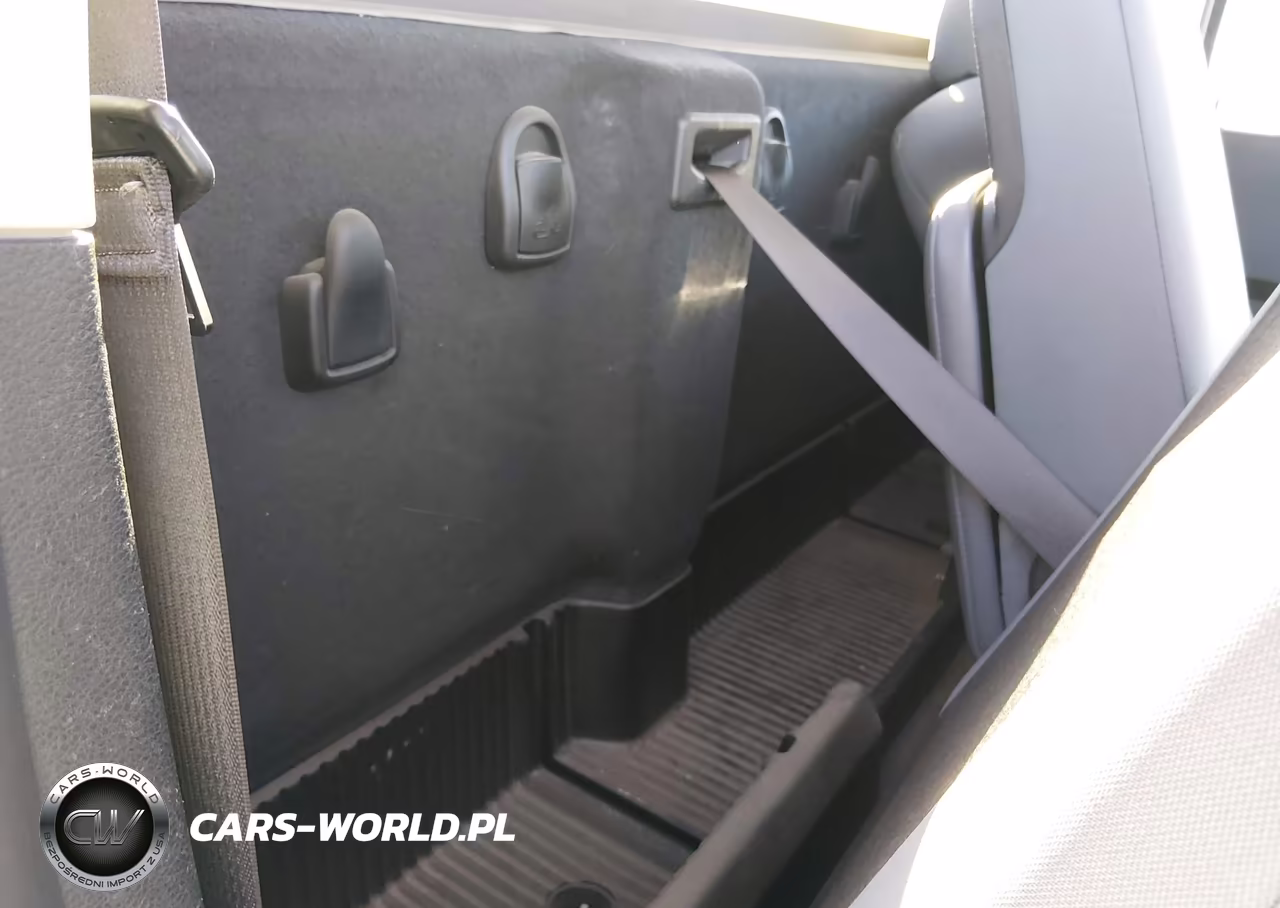 2019 Ram 1500 Classic Tradesman 4X2 8' Box VIN:3C6JR6DG6KG588786 - 8