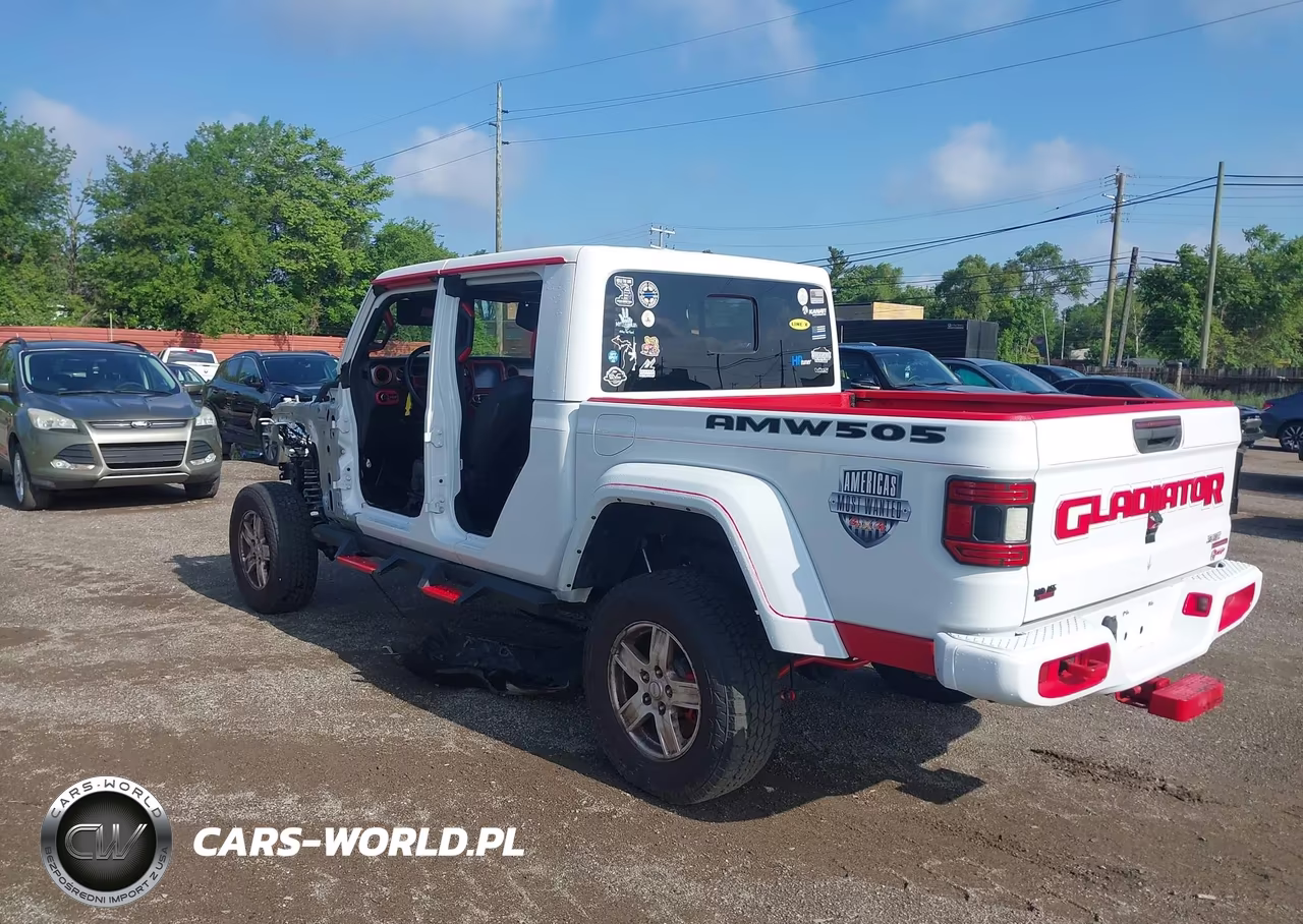 2020 Jeep Gladiator Sport S 4X4 VIN:1C6HJTAG5LL215820 - 3