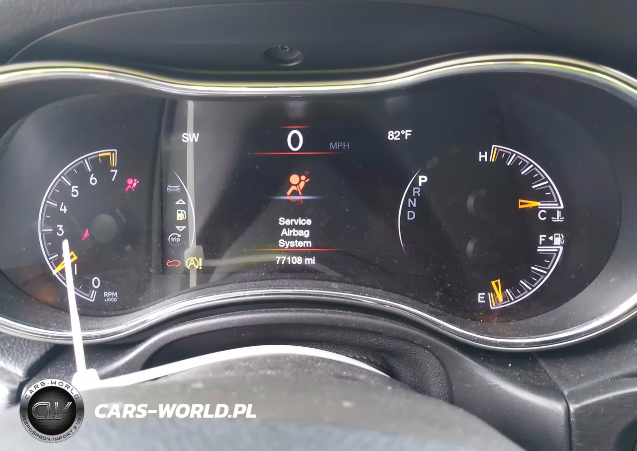 2018 Jeep Grand Cherokee Altitude 4X4 VIN:1C4RJFAG0JC501179 - 7