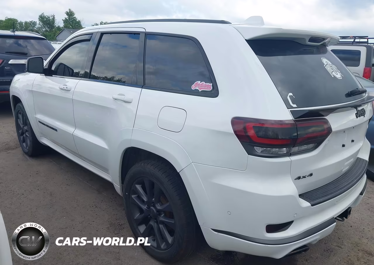 2019 Jeep Grand Cherokee High Altitude 4X4 VIN:1C4RJFCG4KC558757 - 3
