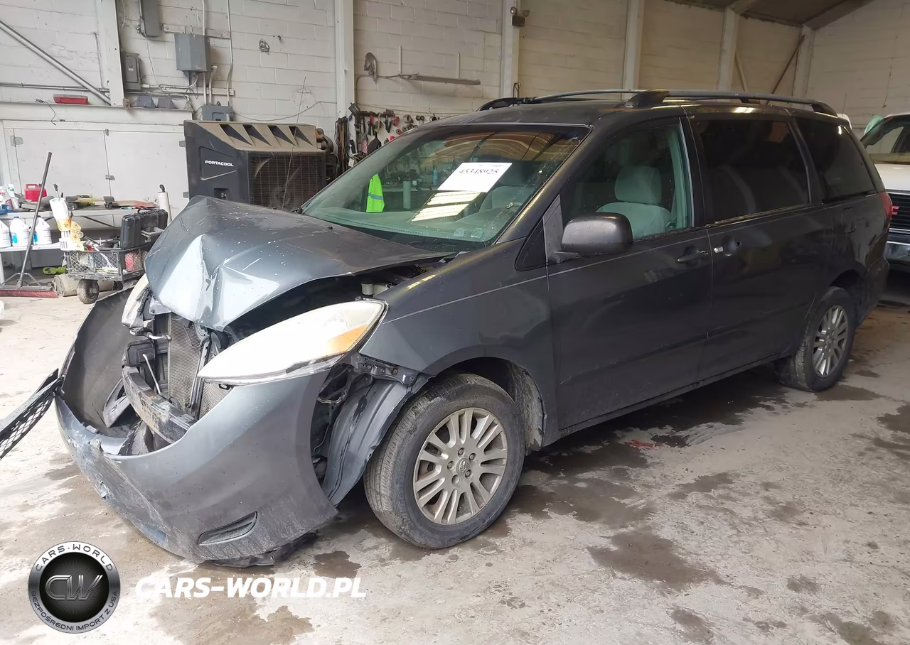2008 Toyota Sienna Le VIN:5TDBK23C08S011111 - 2