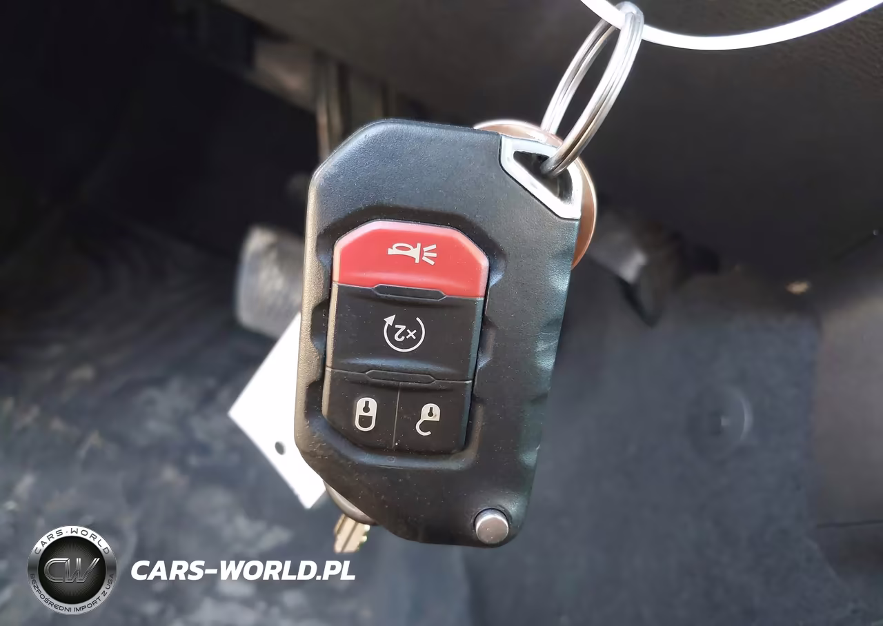 2018 Jeep Wrangler Unlimited Rubicon 4X4 VIN:1C4HJXFG1JW323954 - 11