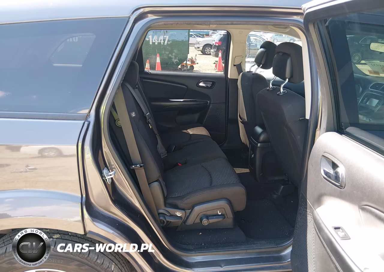 2018 Dodge Journey Se VIN:3C4PDCABXJT294256 - 8