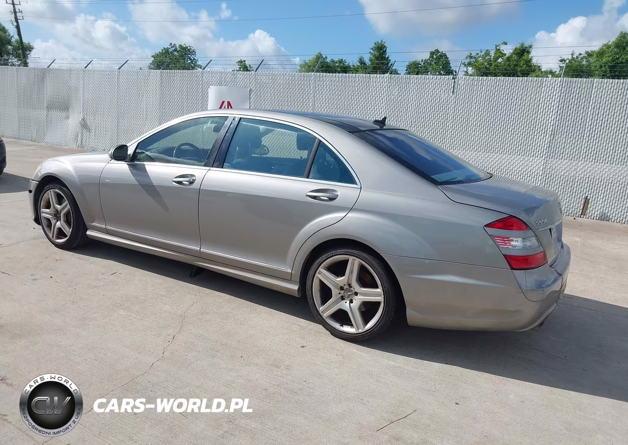 2008 Mercedes-Benz S 550 VIN:WDDNG71XX8A211708 - 3