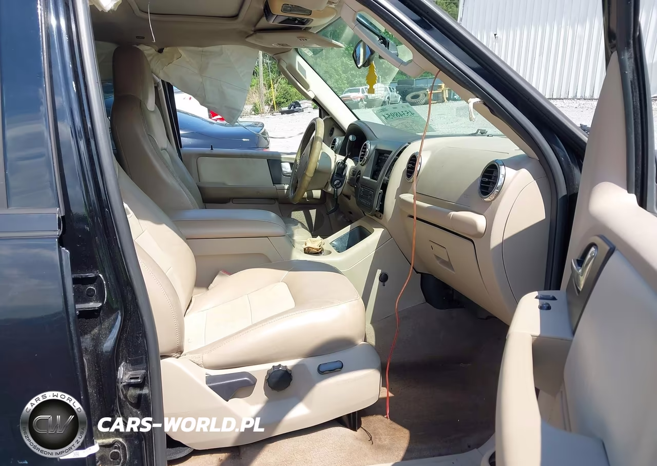 2004 Ford Expedition Eddie Bauer VIN:1FMFU18L94LB59893 - 5