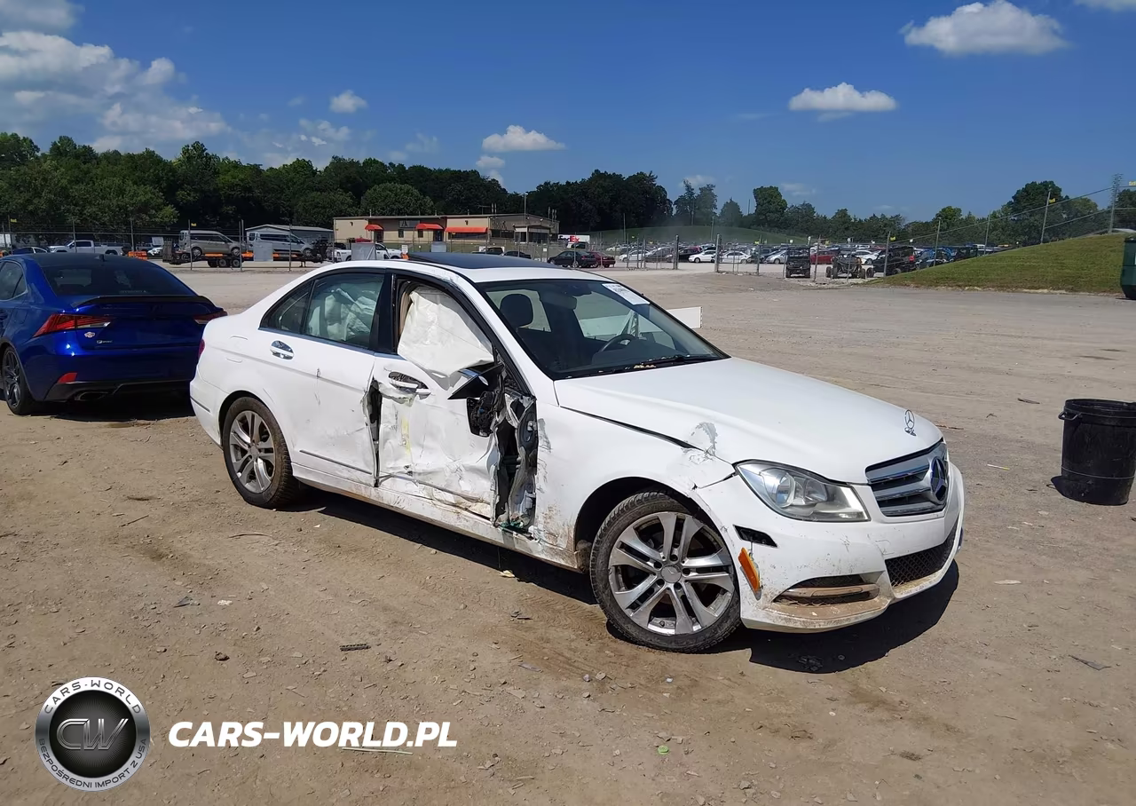 2014 Mercedes-Benz C 250 Luxury – zdjęcie 1 z 16