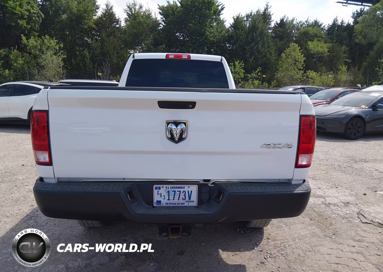 2018 Ram 2500 Tradesman 4X4 8' Box VIN:3C6TR5HT9JG300719 - 20