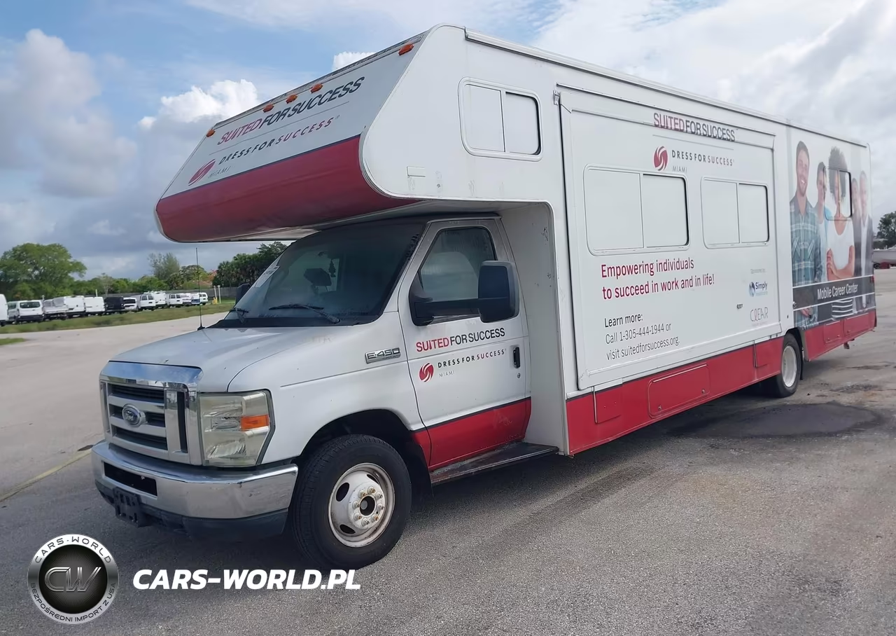 2010 Ford E-450 Cutaway VIN:1FDXE4FS1ADA61850 - 2
