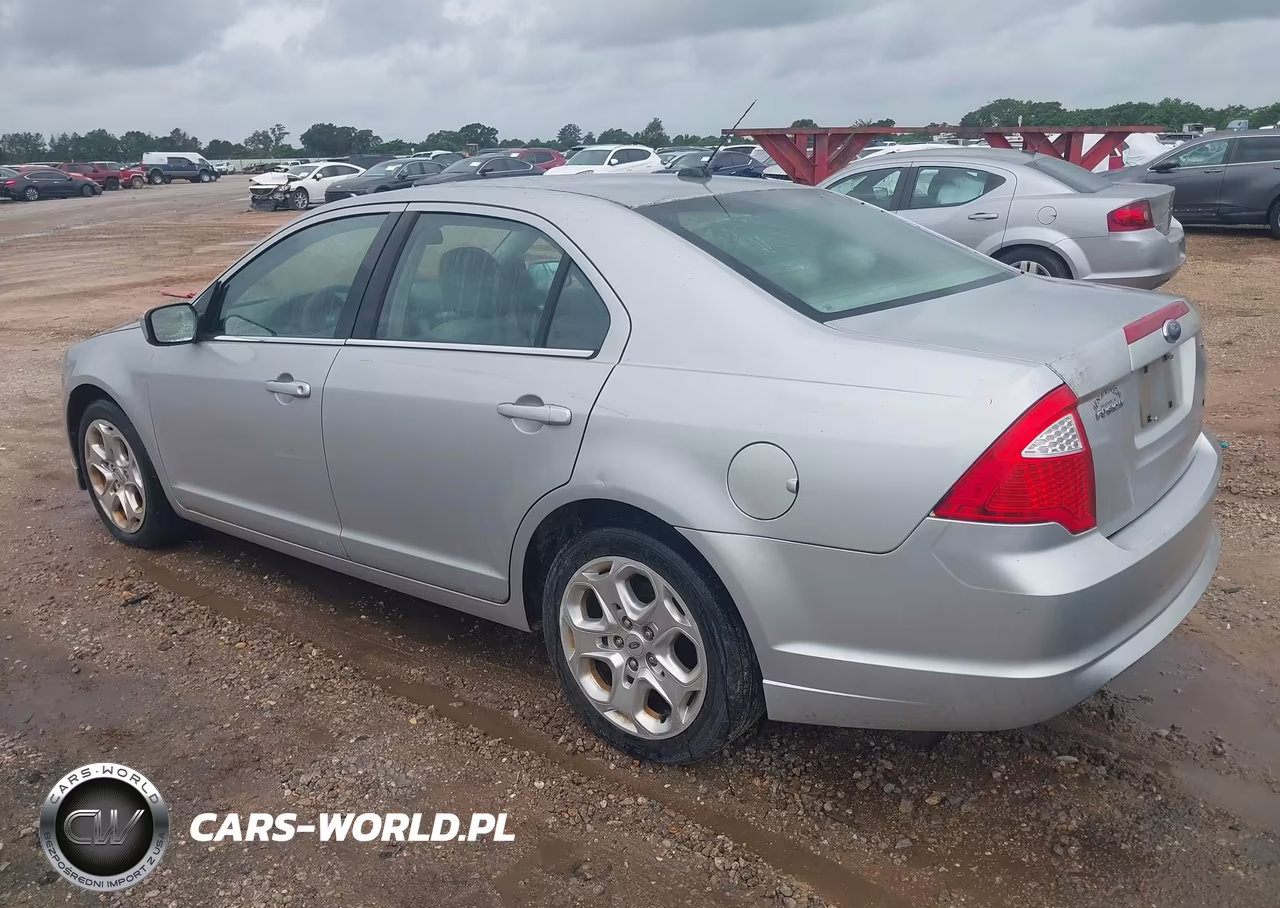 2010 Ford Fusion Se VIN:3FAHP0HA3AR157220 - 3