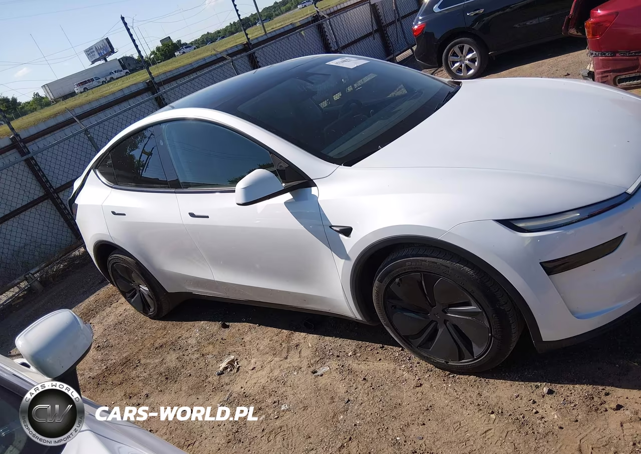 2026 Tesla Model Y Premium Rear-Wheel Drive-Rear-Wheel Drive VIN:7SAYGDED7TF382215 - 13