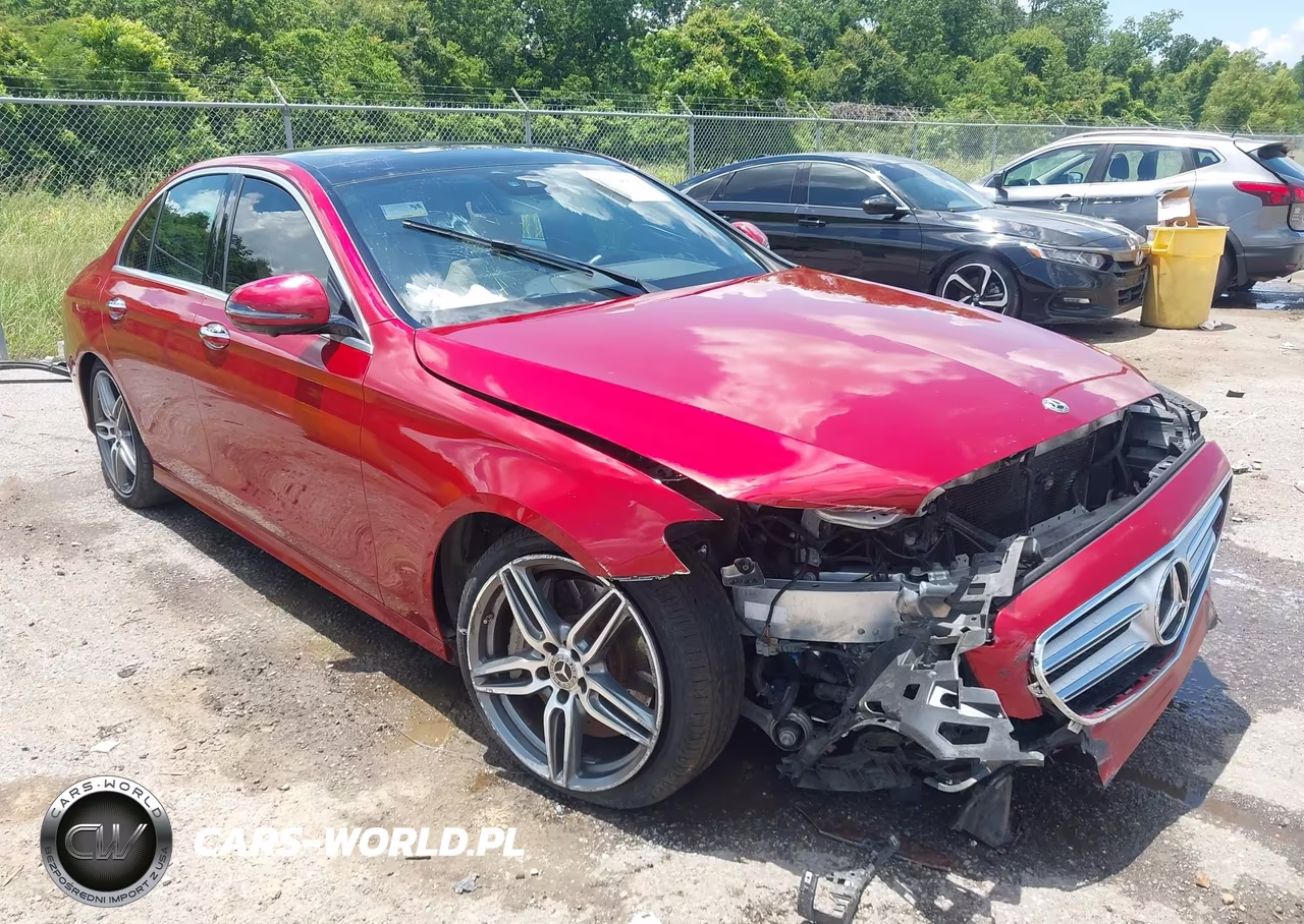 2019 Mercedes-Benz E 300