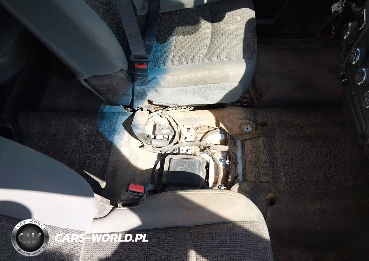 2019 Ram 1500 Classic Tradesman 4X4 5'7 Box VIN:1C6RR7KT8KS667703 - 16