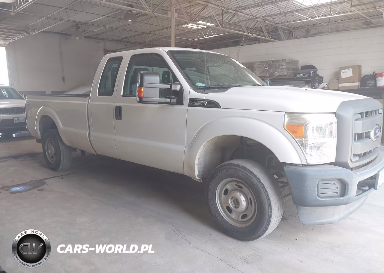 2015 Ford F-250 Xl
