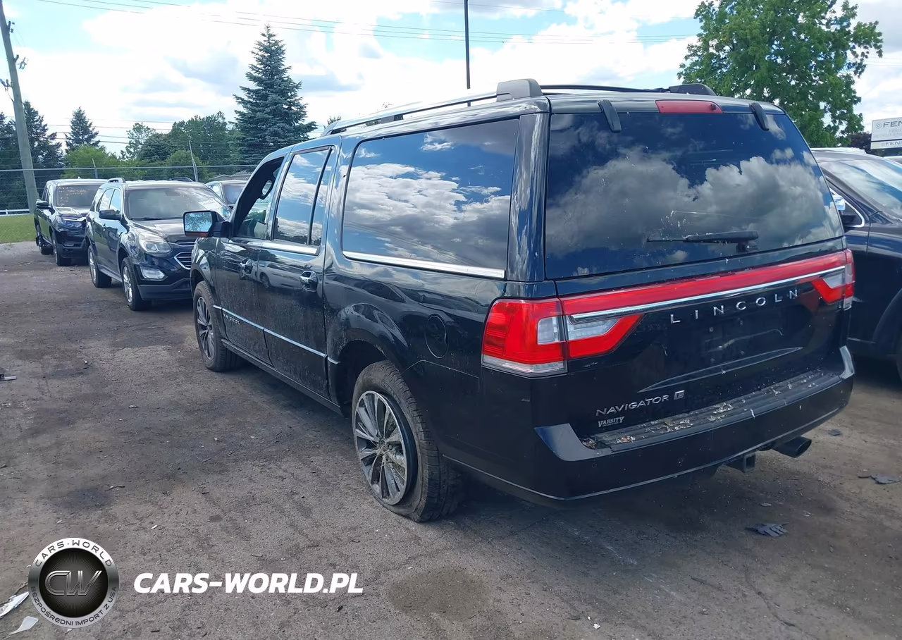 2017 Lincoln Navigator L Select VIN:5LMJJ3JTXHEL12409 - 3