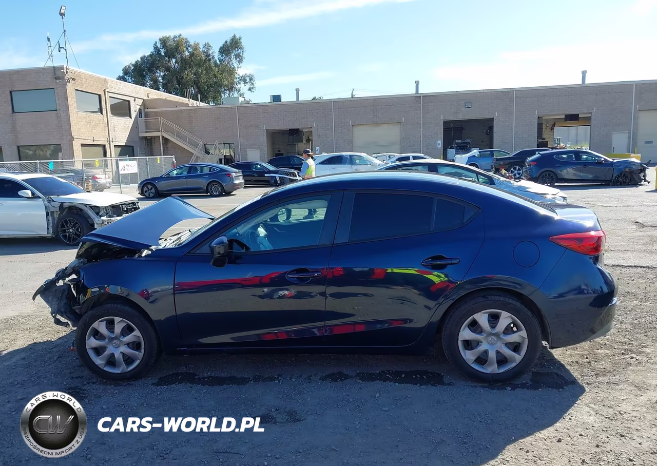 2015 Mazda Mazda3 I Sport VIN:3MZBM1U73FM127404 - 15