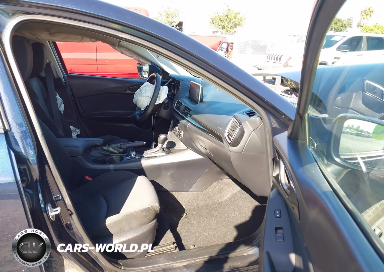 2015 Mazda Mazda3 I Sport VIN:3MZBM1U73FM127404 - 5