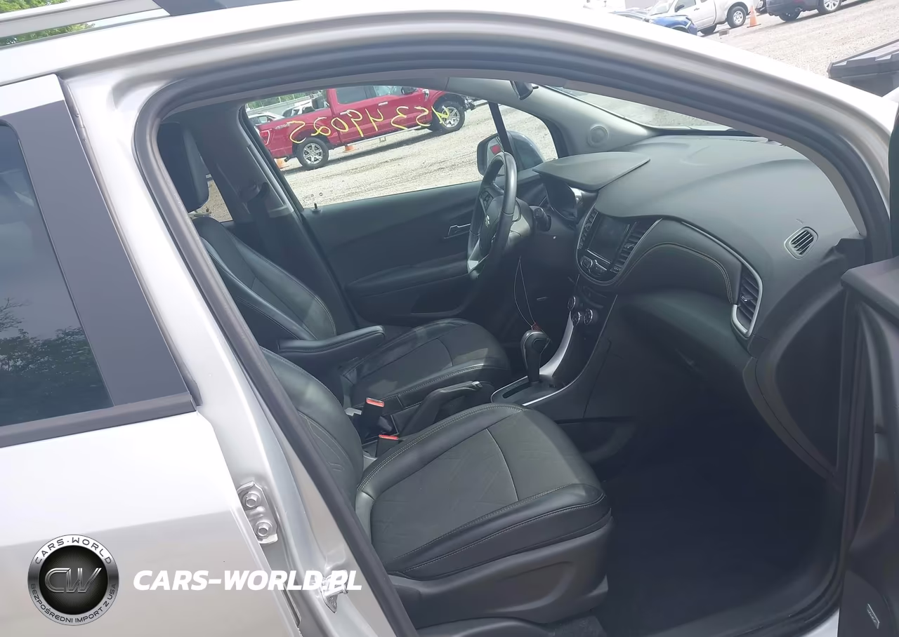 2020 Chevrolet Trax Awd Lt VIN:3GNCJPSB6LL339054 - 5