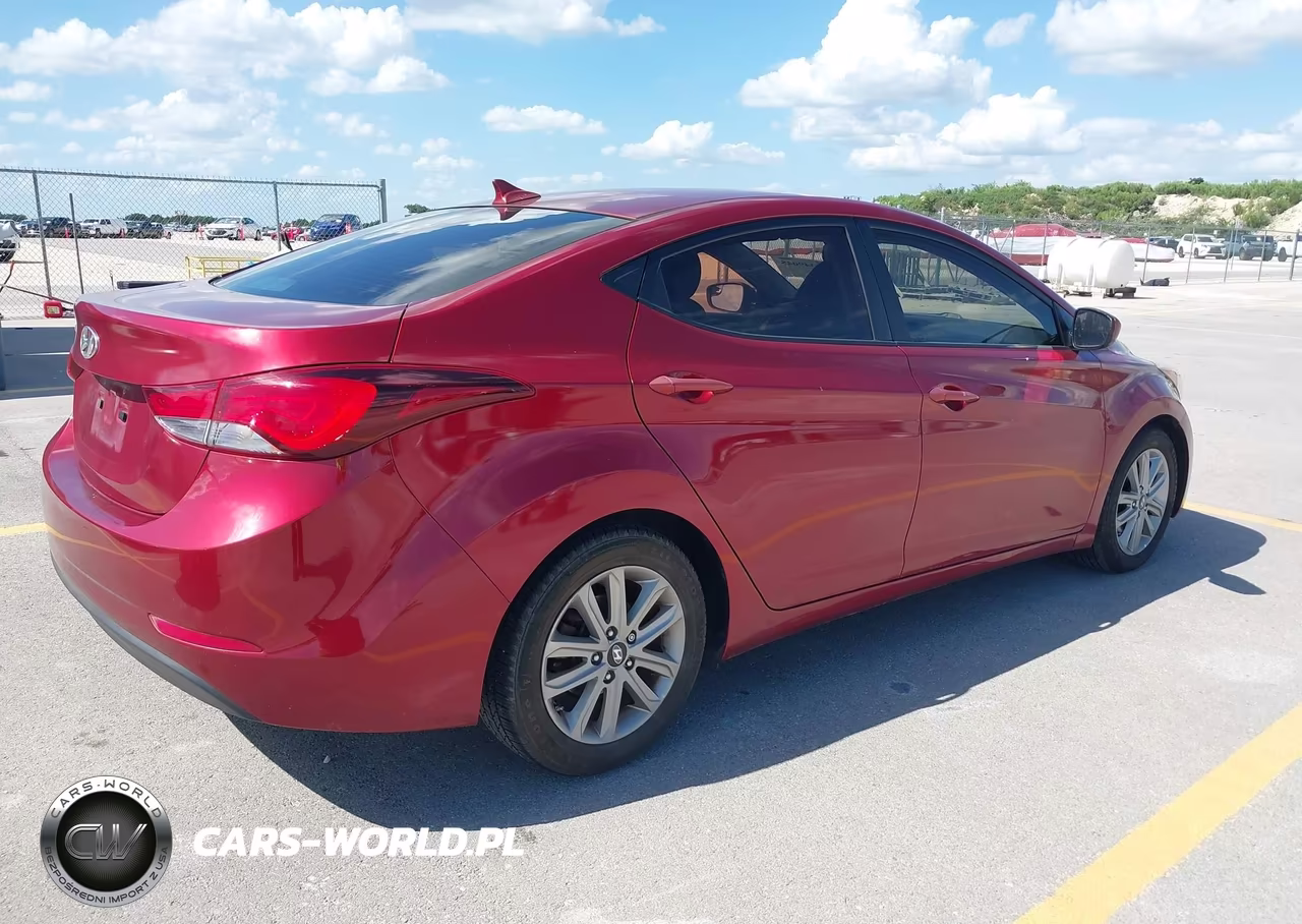 2016 Hyundai Elantra Se VIN:5NPDH4AE7GH659492 - 4