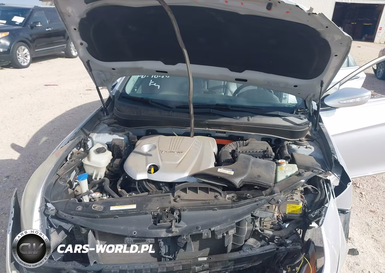 2012 Hyundai Sonata Hybrid VIN:KMHEC4A46CA045251 - 10