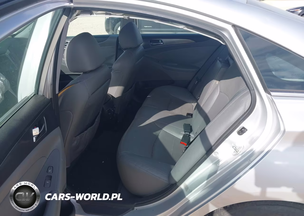 2012 Hyundai Sonata Hybrid VIN:KMHEC4A46CA045251 - 8