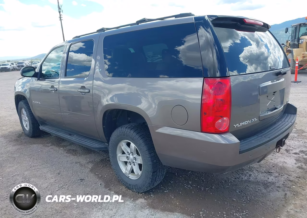 2013 GMC Yukon Xl 1500 Slt VIN:1GKS2KE74DR316446 - 3