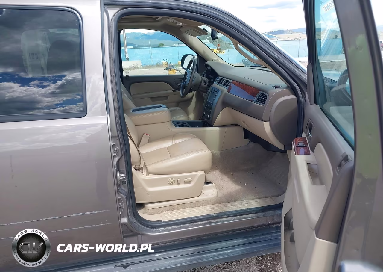 2013 GMC Yukon Xl 1500 Slt VIN:1GKS2KE74DR316446 - 5
