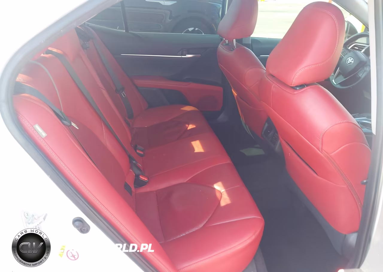 2018 Toyota Camry Xse VIN:4T1B61HK9JU020286 - 8