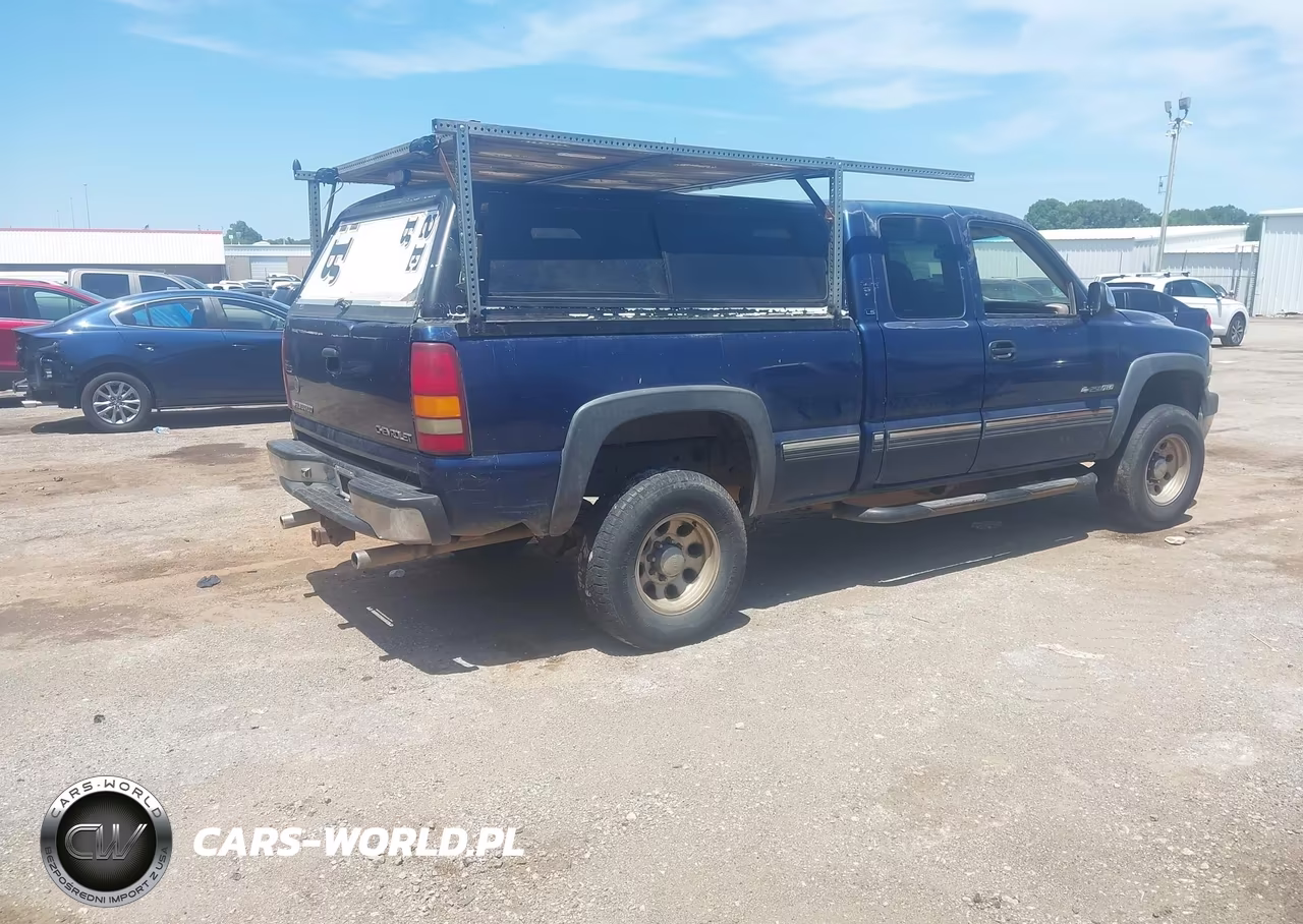 2002 Chevrolet Silverado 2500Hd Ls VIN:1GCHC29U32E108775 - 4