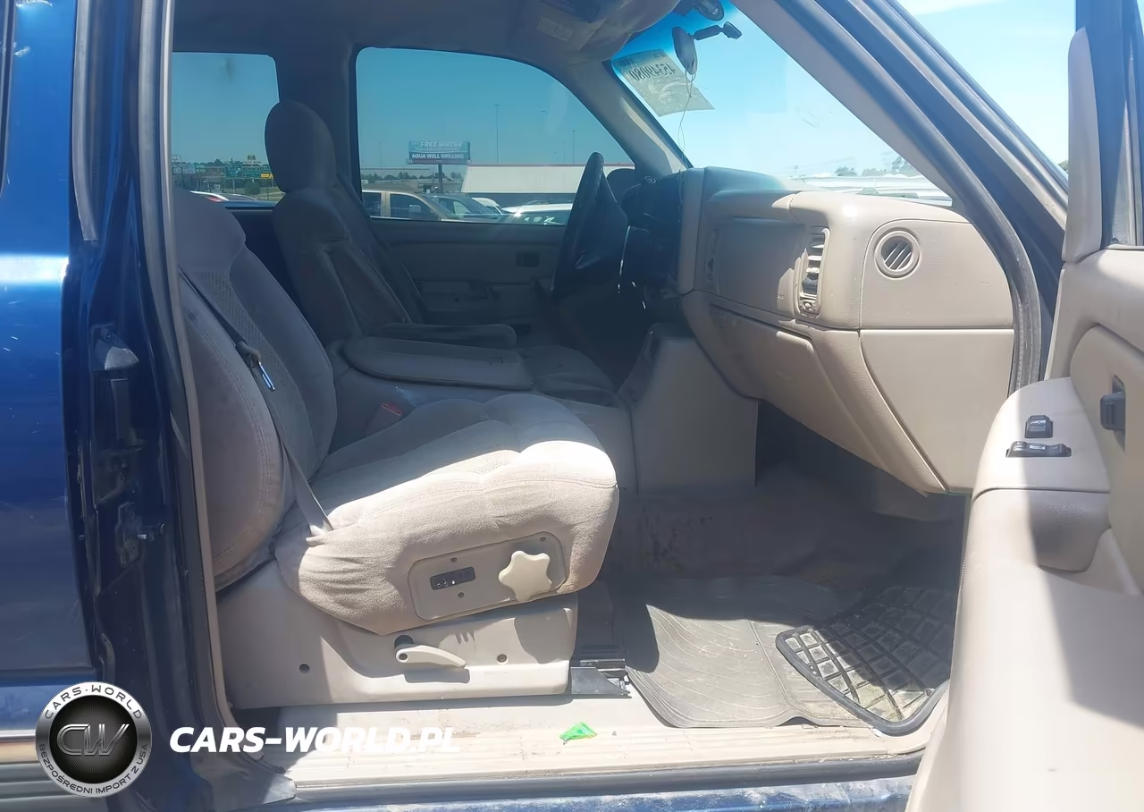 2002 Chevrolet Silverado 2500Hd Ls VIN:1GCHC29U32E108775 - 5