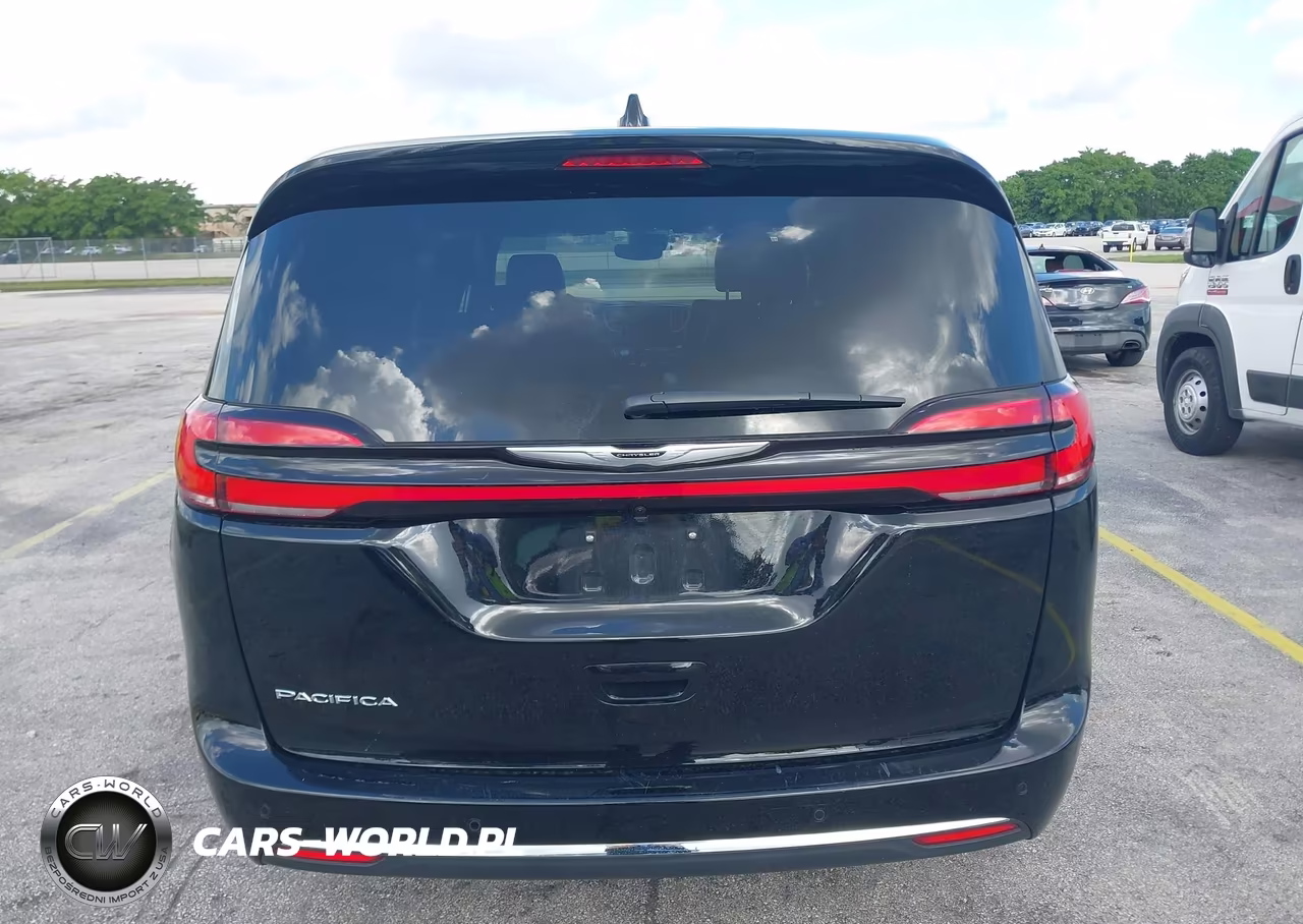2026 Chrysler Pacifica Select VIN:2C4RC1BG8TR191708 - 16
