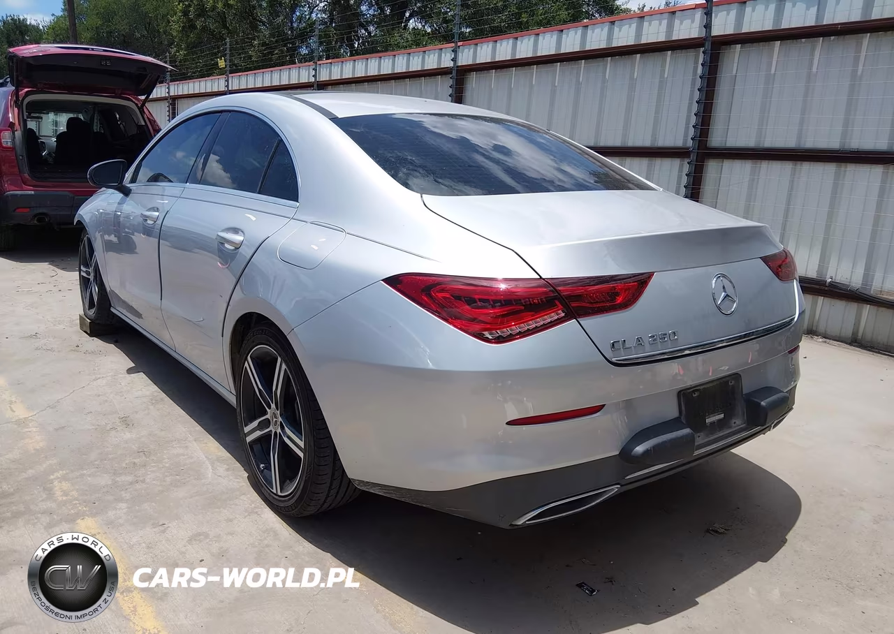 2021 Mercedes-Benz Cla 250 VIN:W1K5J4GBXMN172634 - 3