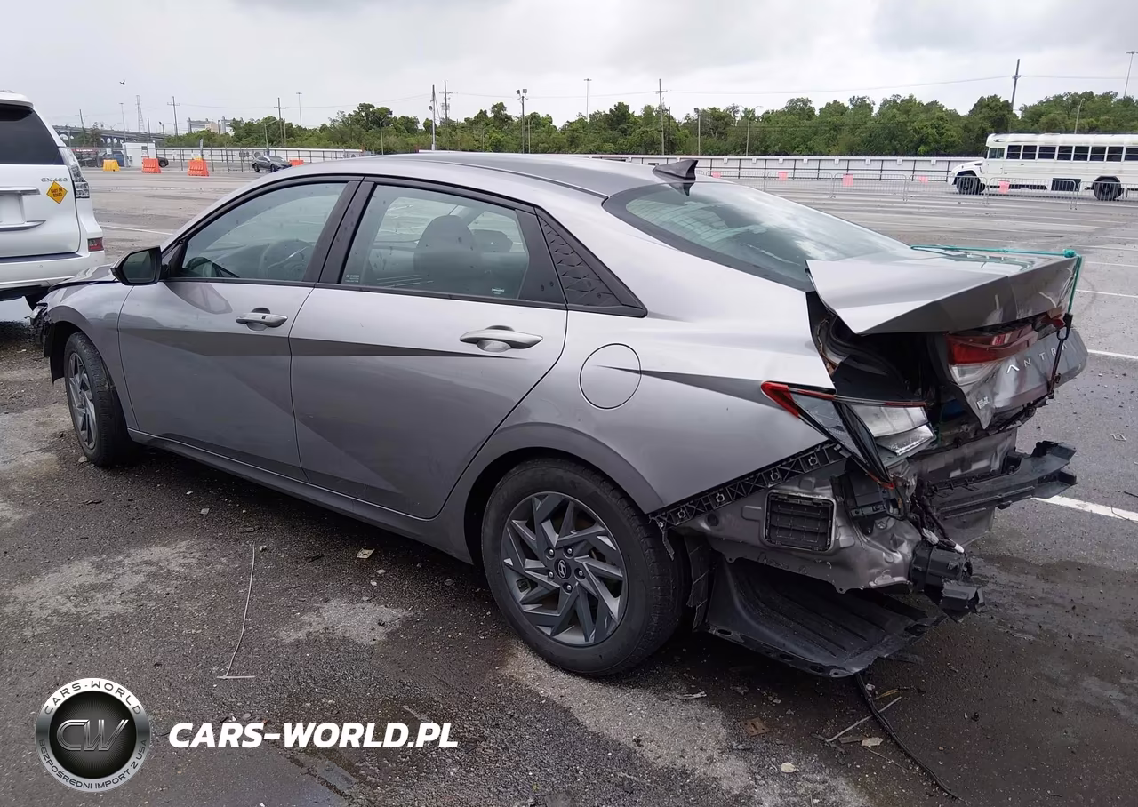 2024 Hyundai Elantra Sel VIN:KMHLM4DG1RU657455 - 3