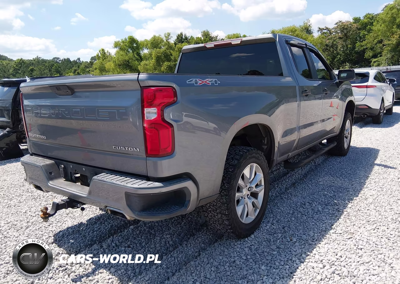 2019 Chevrolet Silverado 1500 Custom VIN:1GCRYBEF9KZ214783 - 4