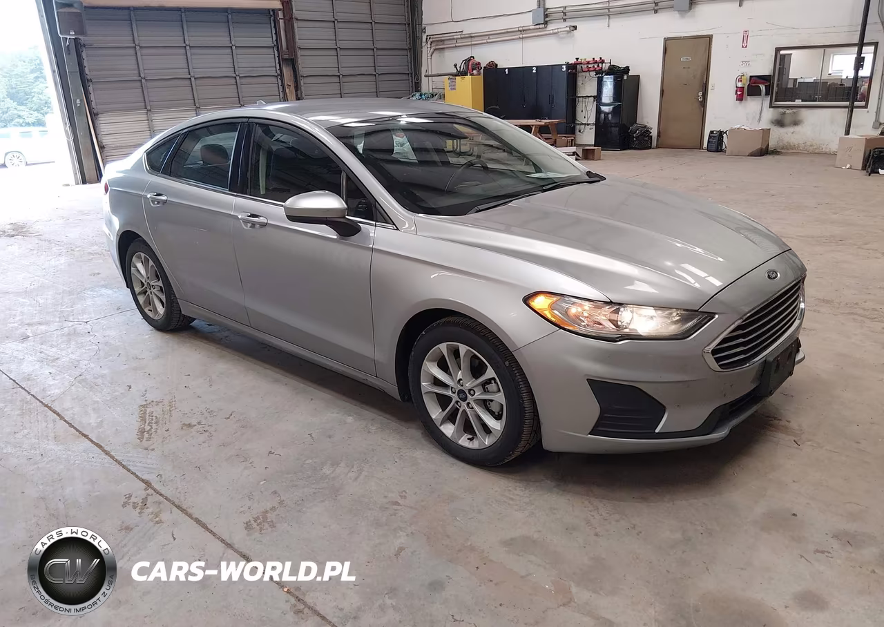 2020 Ford Fusion Hybrid Se – zdjęcie 1 z 17