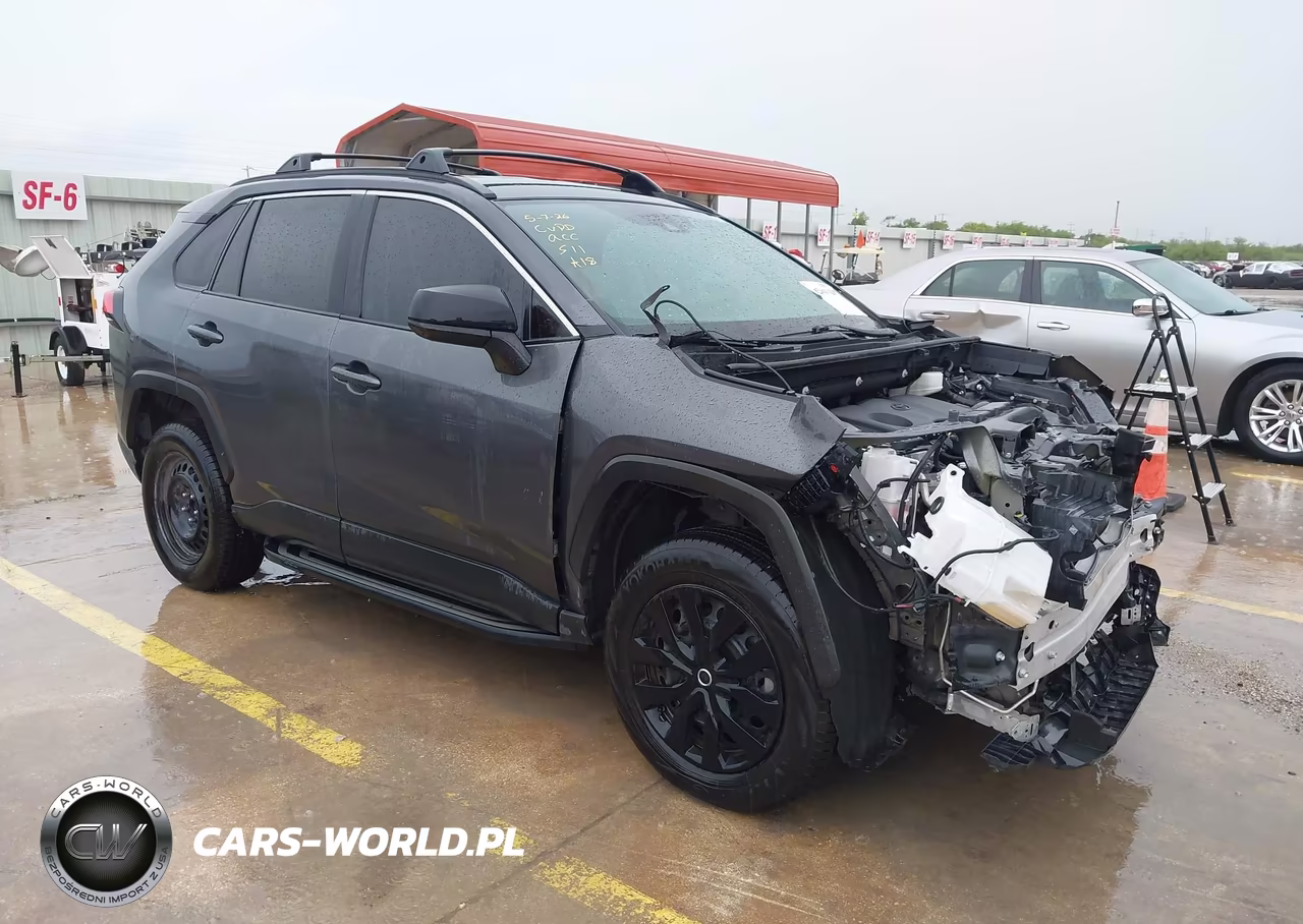 2020 Toyota Rav4 Le – zdjęcie 1 z 18