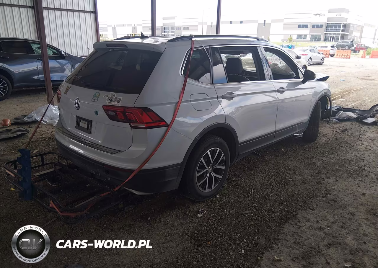 2019 Volkswagen Tiguan 2.0T Se-2.0T Sel-2.0T Sel R-Line-2.0T Sel R-Line Black VIN:3VV3B7AX5KM050437 - 4