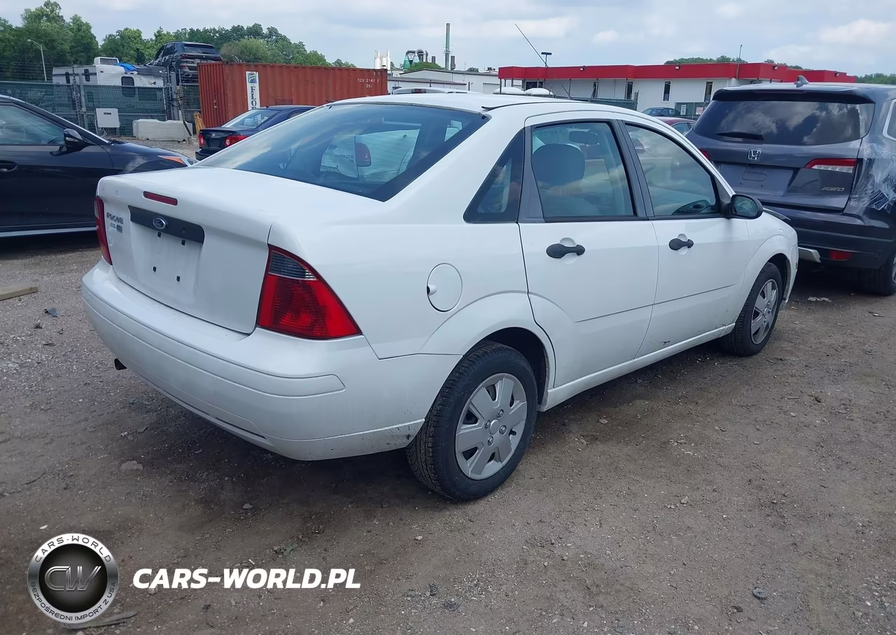 2007 Ford Focus S-Se-Ses VIN:1FAHP34N17W270258 - 4