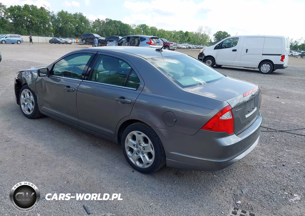 2010 Ford Fusion Se VIN:3FAHP0HA0AR396076 - 3
