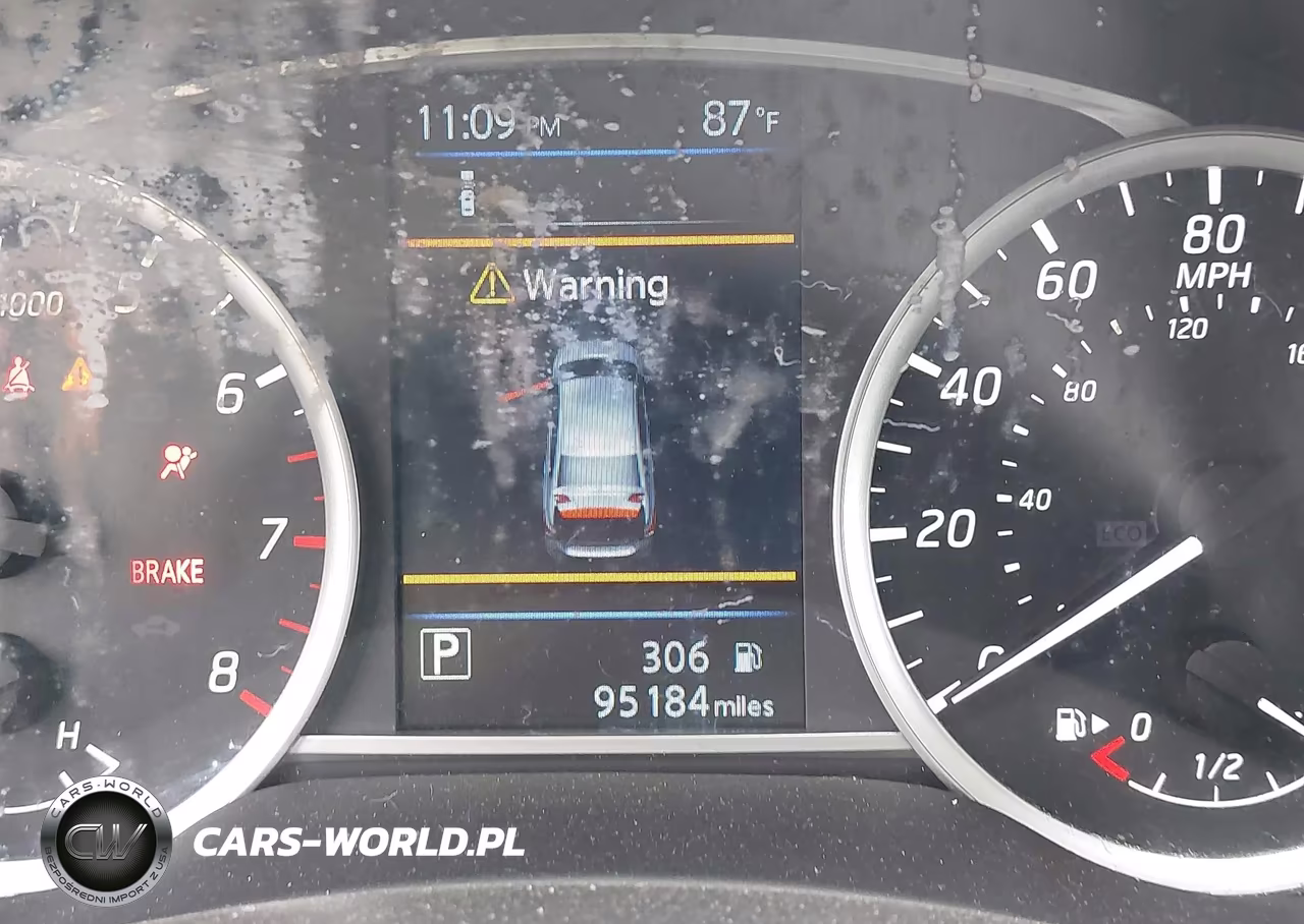 2019 Nissan Sentra S VIN:3N1AB7AP2KY310715 - 16