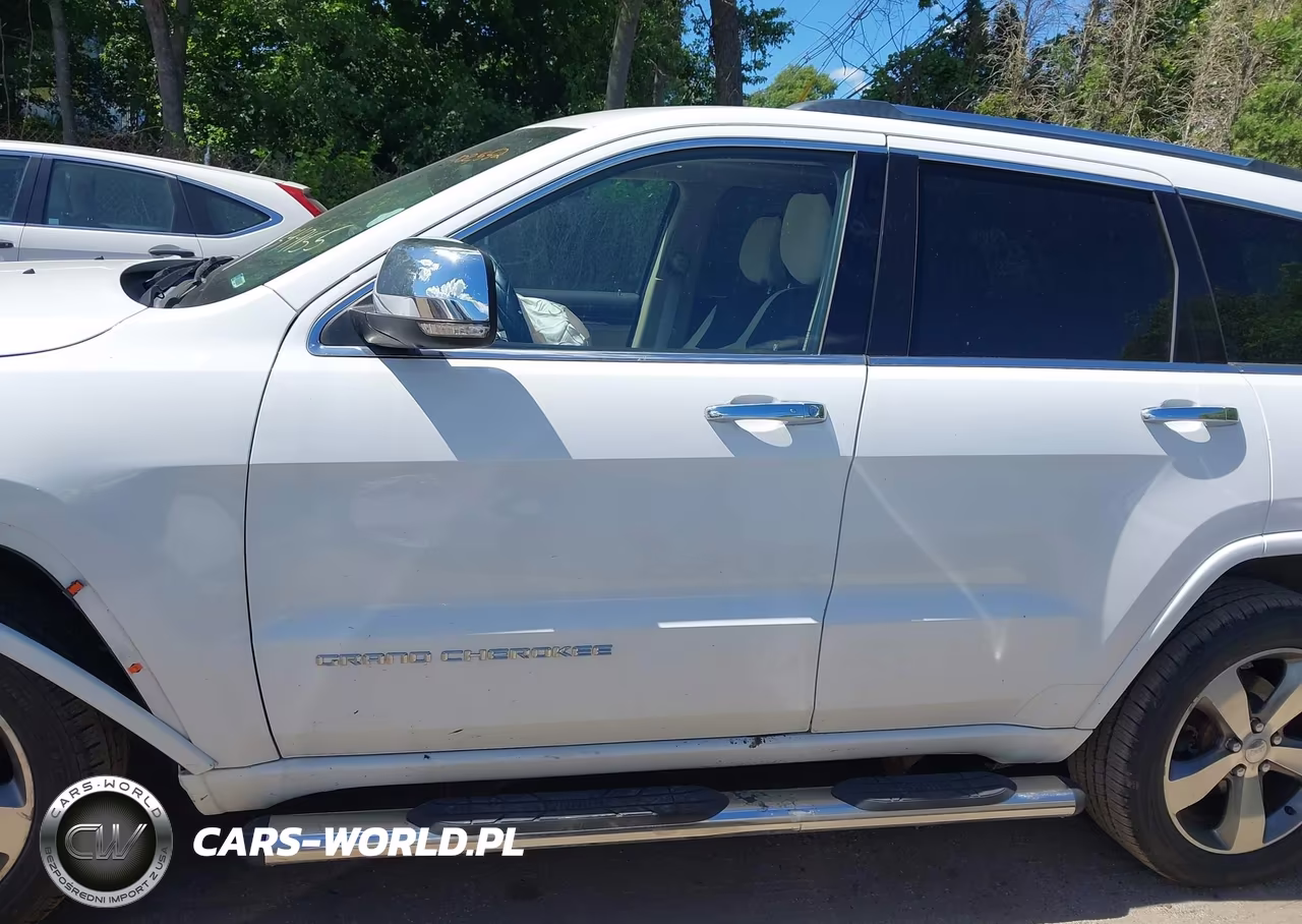 2015 Jeep Grand Cherokee Overland VIN:1C4RJFCG6FC611304 - 15