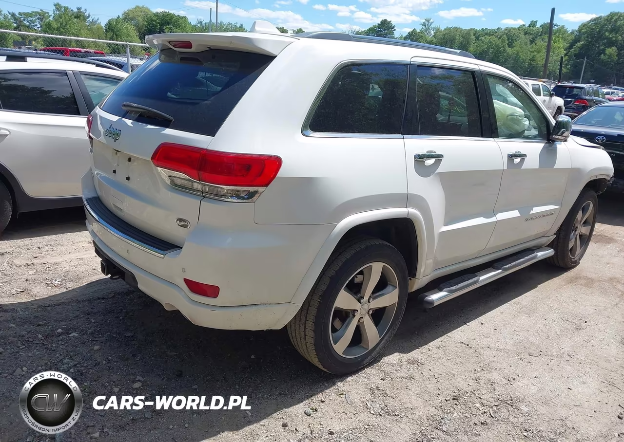 2015 Jeep Grand Cherokee Overland VIN:1C4RJFCG6FC611304 - 4