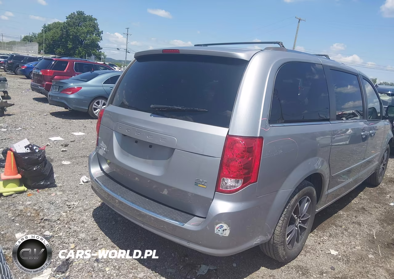 2017 Dodge Grand Caravan Sxt VIN:2C4RDGCG0HR772447 - 16