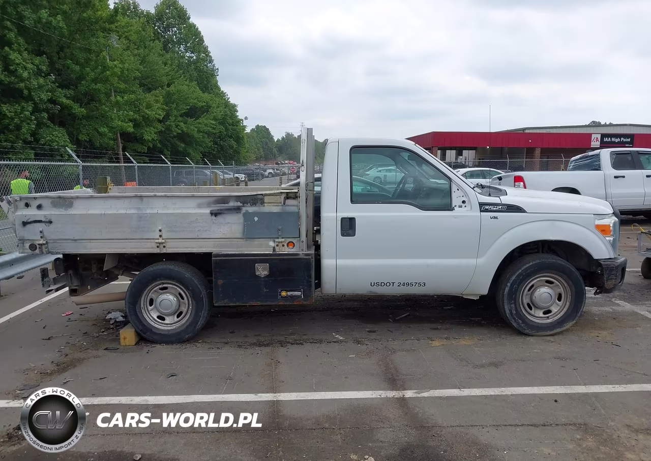 2012 Ford F-250 Xl VIN:1FDBF2A68CEB45313 - 13