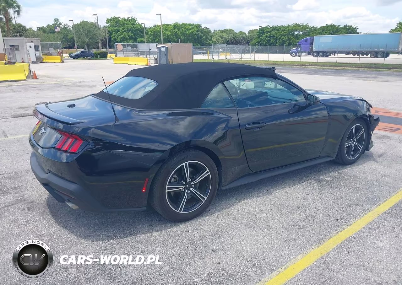 2025 Ford Mustang Ecoboost Premium VIN:1FAGP8UH9S5111005 - 4