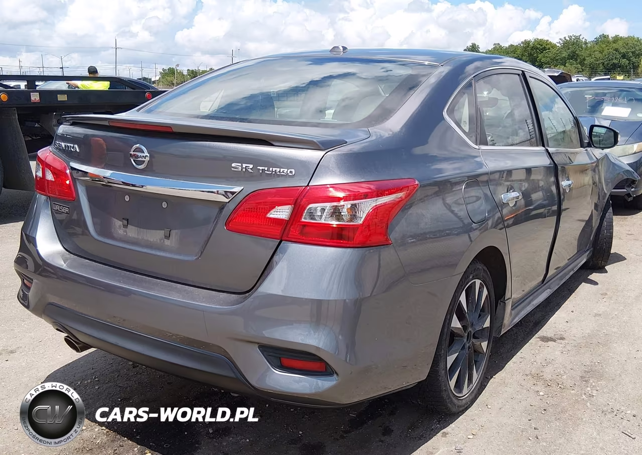 2017 Nissan Sentra Sr Turbo VIN:3N1CB7AP8HY351030 - 4